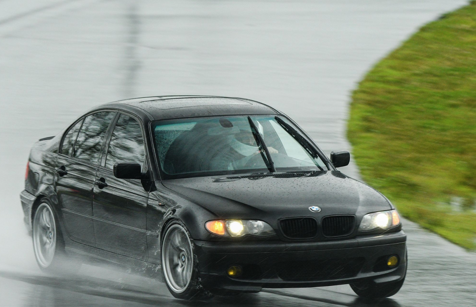 Name:  Rain.jpg
Views: 510
Size:  1.33 MB