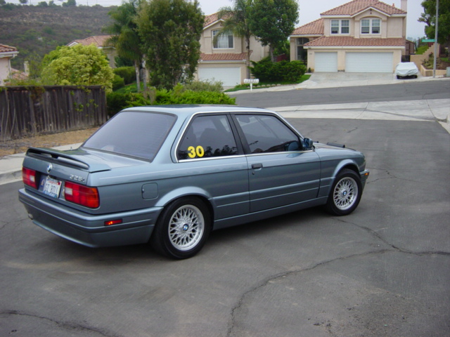 Name:  Top Rt Rear.JPG
Views: 354
Size:  143.5 KB