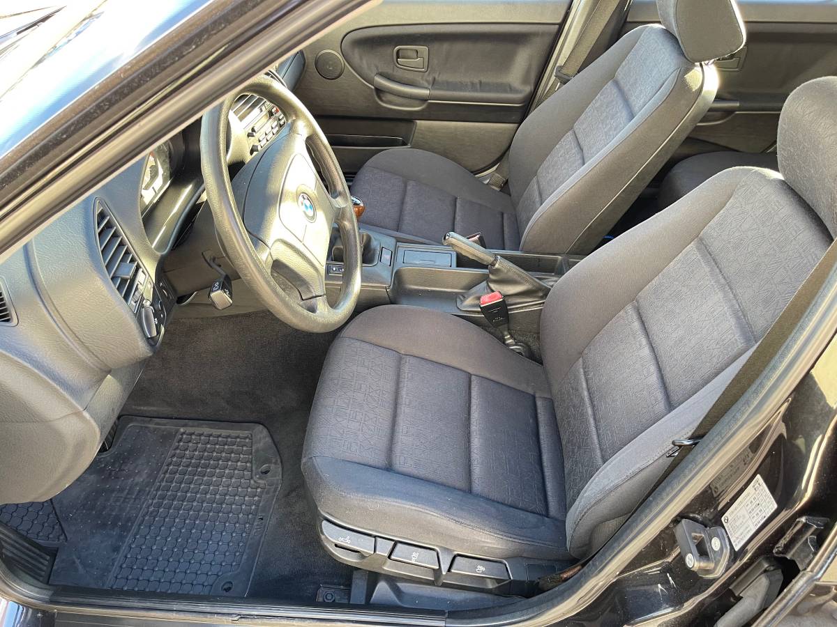 Name:  e36-touring-2.jpg
Views: 592
Size:  174.7 KB